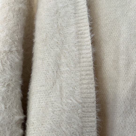 Anthropologie Sweater - Picture 5 of 6